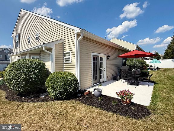 5th image of 125 Merlin Dr