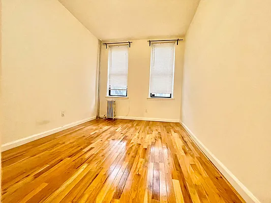 Rented by City Connections Realty | media 19