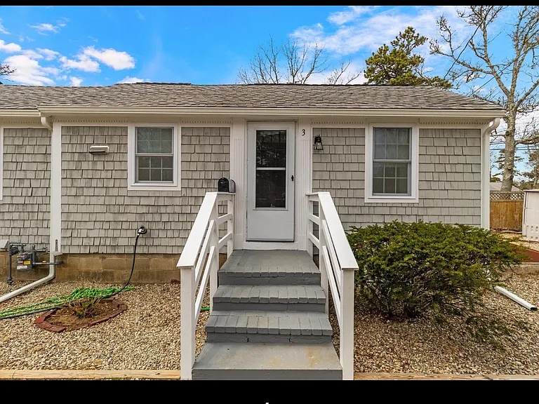 3 Susan Ruth Rd — Photo 3