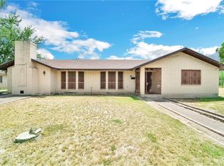 111 S Cox St, Rio Grande City, TX 78582