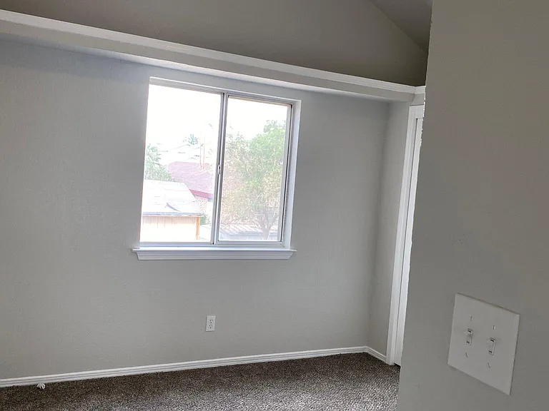 12119 Road House Dr — Photo 17