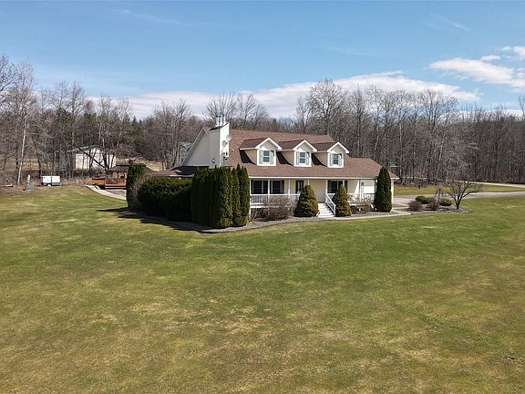 3rd image of 296 Hinsdale Rd
