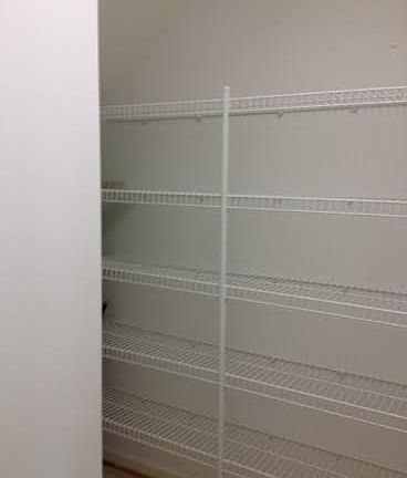 Walk in Pantry