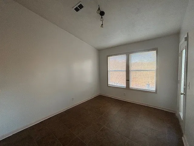 6744 Willowbrook Dr #7 — Photo 6