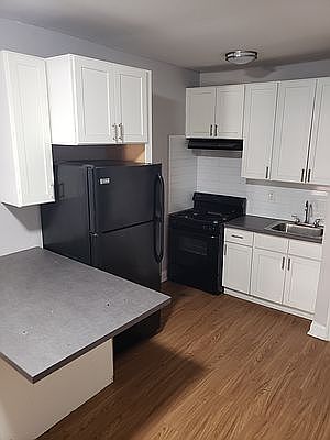 5th image of 2700 Bronx Park E #D1