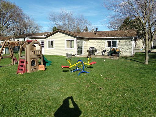 2nd image of 235 Bristol Ct