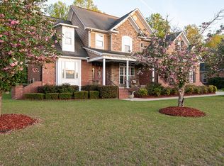 3820 Chadbourne Dr, Fayetteville, NC 28312