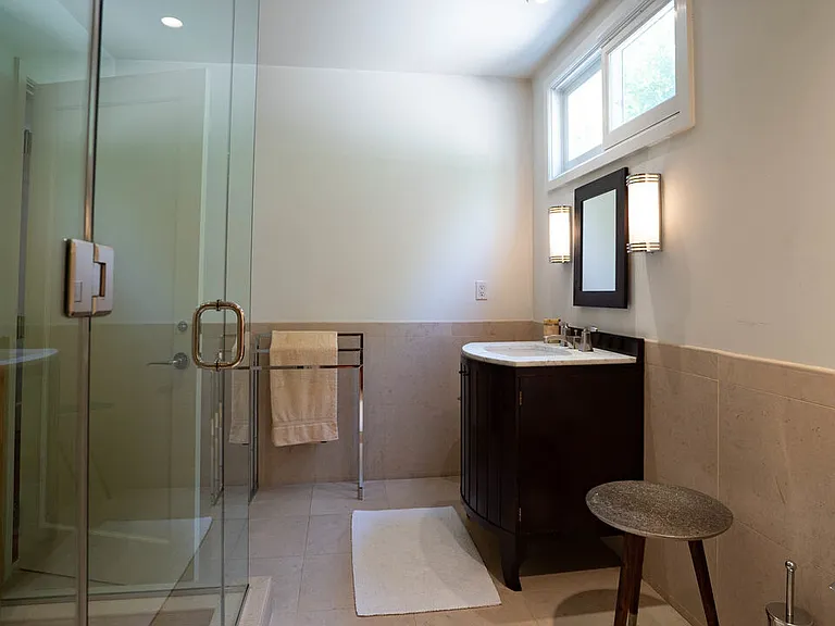 13324 W Sunset Blvd — Photo 8
