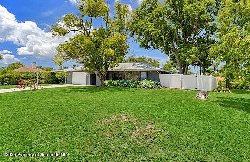 3rd image of 6480 Indian Rock Ct