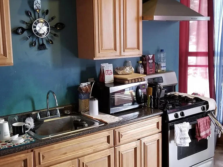 414 Porter Ave #2 — Photo 3