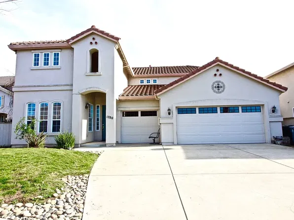 1780 Windsor St, Salinas, CA 93906