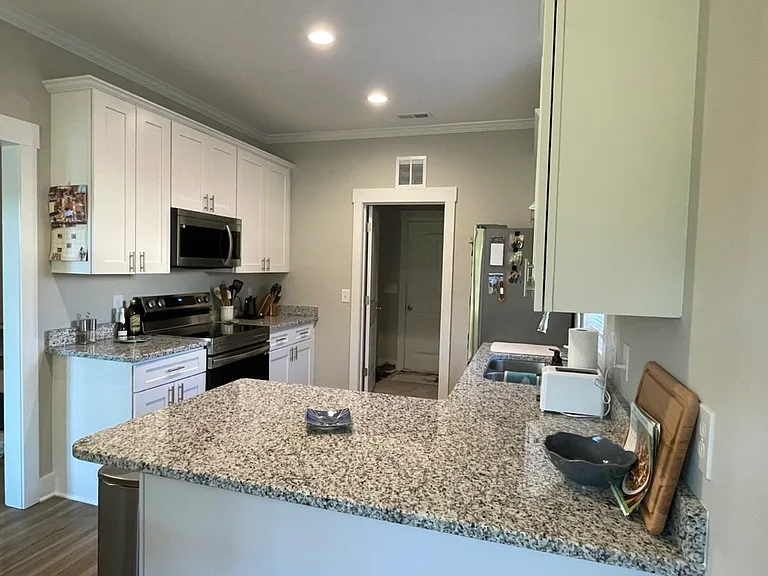 Another view of the kitchen.