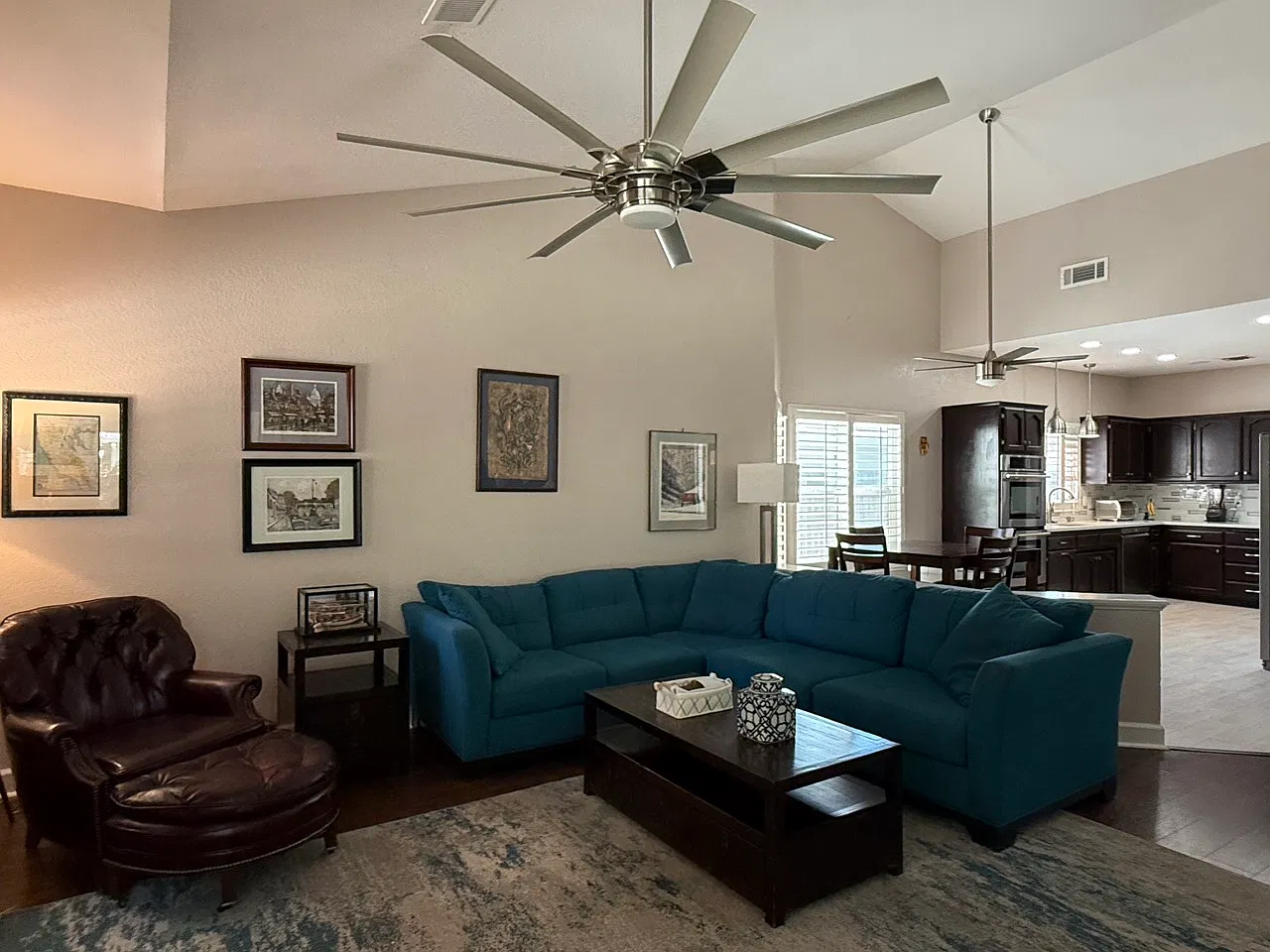 4 bed, 2100 sqft, $1,100 — Photo 4