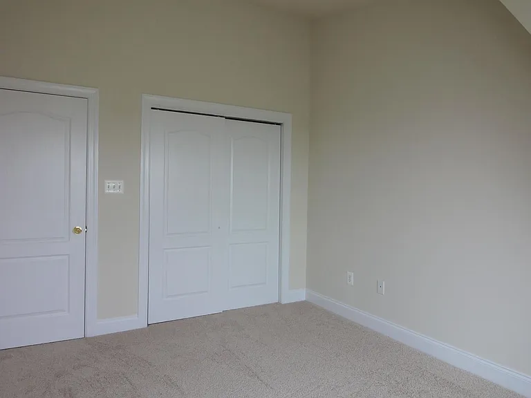 23802 Catawba Hill Dr #B — Photo 8