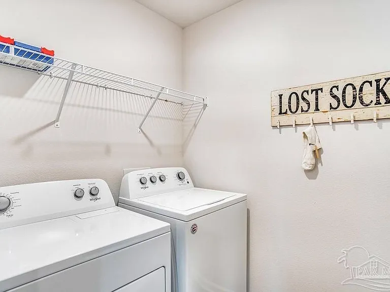 909 Lovebird Ct — Photo 23