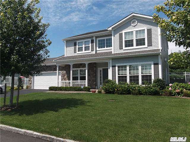 1st image of 43 Country Woods Dr
