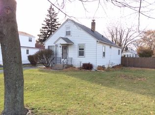 30 N Metropolitan Ave, Waukegan, IL 60085