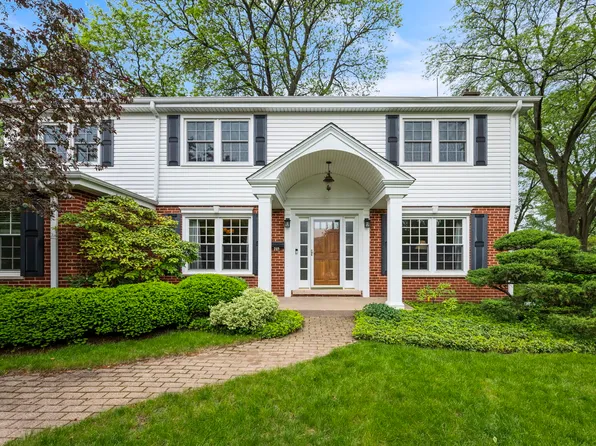 703 E Thomas St, Arlington Heights, IL 60004