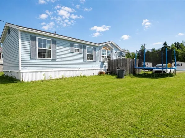 10 Dorothy St, Sackville, NB E4L 2Z3