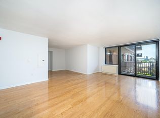 700 Grove St APT 9W, Jersey City, NJ 07310
