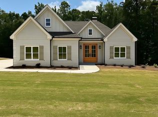 1377 Foxglove Ct, Statham, GA 30666