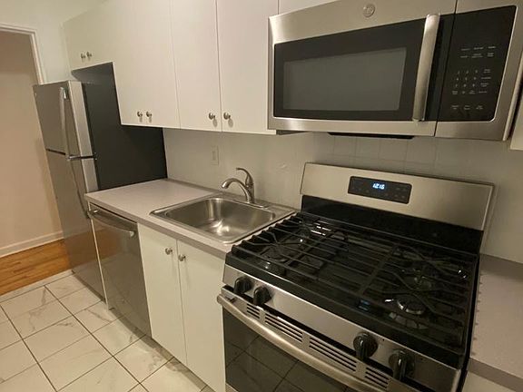 2nd image of 8231 138th St #2