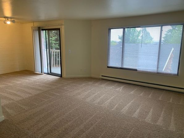 1617 1st St APT 17