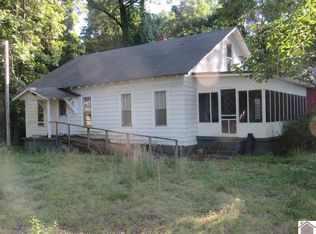 2000 N Friendship Rd, Paducah, KY 42001