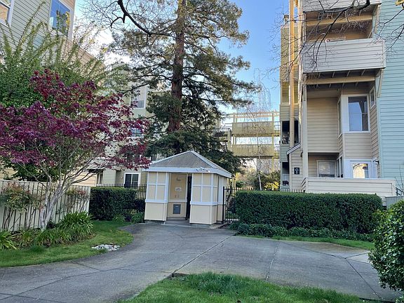 3rd image of 221 S Fremont St APT 214