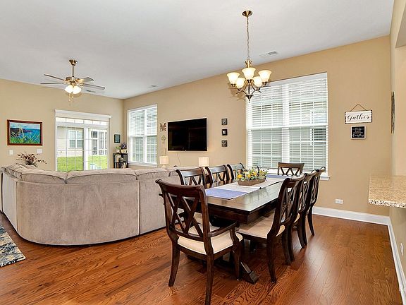 5th image of 3862 Double Eagle Dr