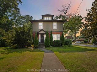 6275 Pine Grove Ave, Niagara Falls, ON L2G 4J4