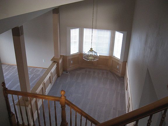 Formal Dining w/ Wainscot