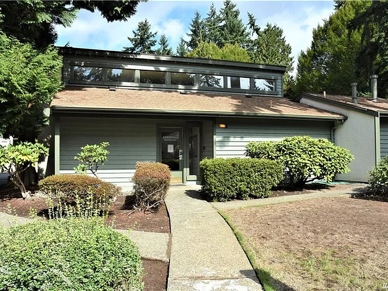 12905 126th Ct NE #L105 — Photo 32