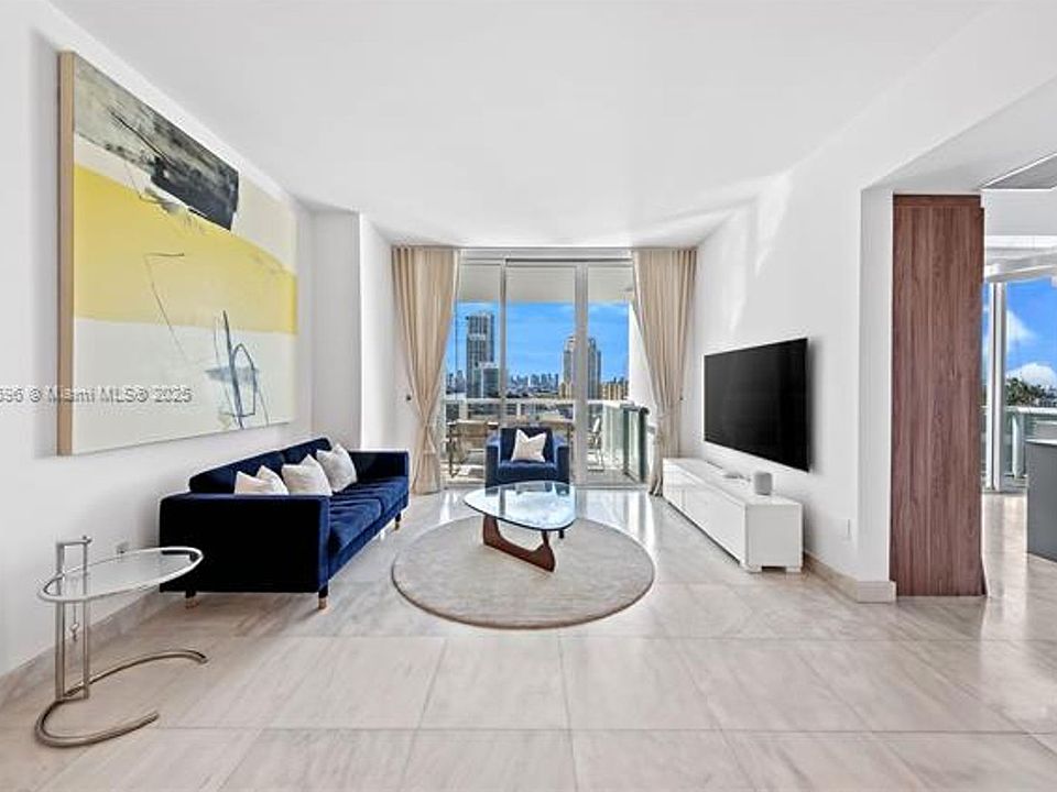 1st image of 50 S Pointe Dr APT 1206
