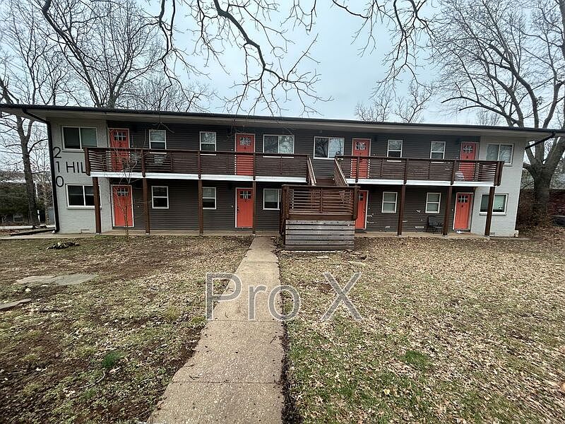 1st image of 210 S Hill Ave