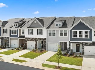 78 Bloodroot St, Angier, NC 27501