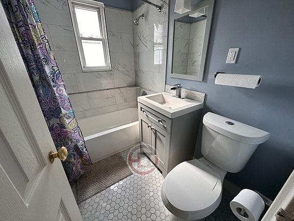 5th image of 203 Meagher Ave Floor 2