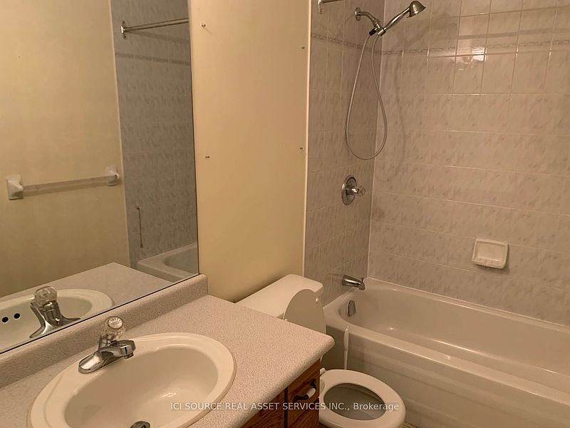 London Townhouse for rent - 3 Bedrooms — photo 5