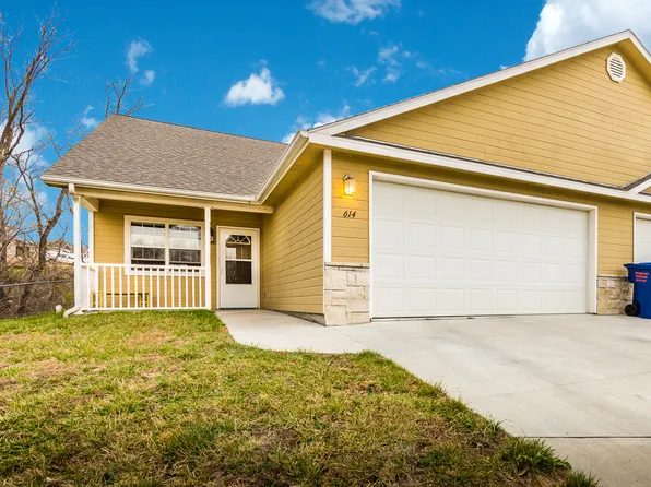 614 Highland Ridge Dr, Manhattan, KS 66503