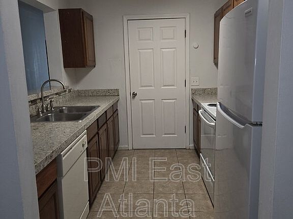 5th image of 8104 Waldrop Pl