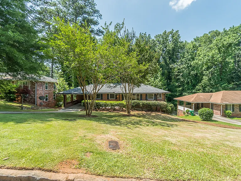 3149 Gay Dr — Photo 5