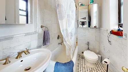 Rented by Bond New York