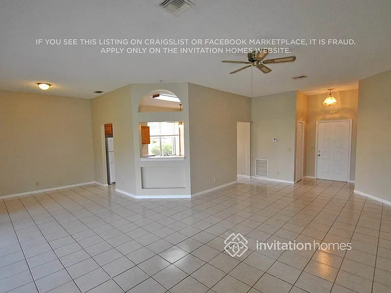 3754 Woods Walk Blvd — Photo 2
