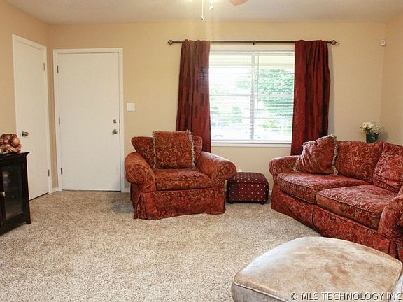 4th image of 3423 S 119th East Ave