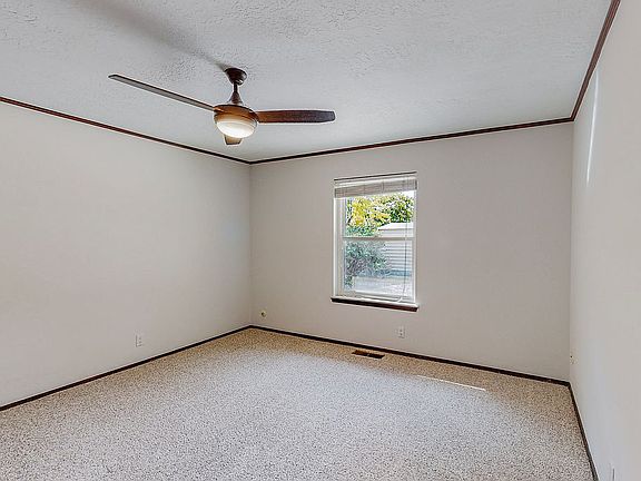 5th image of 9113 Galaxia Way NE