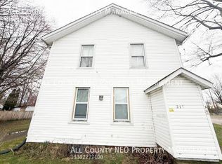 271 Grant St #A, Ravenna, OH 44266