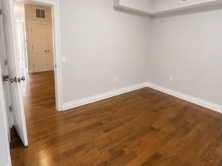 141 Booraem Ave #8 — Photo 4