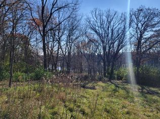 2A33 Hidden Spring Ln, Apple River, IL 61001