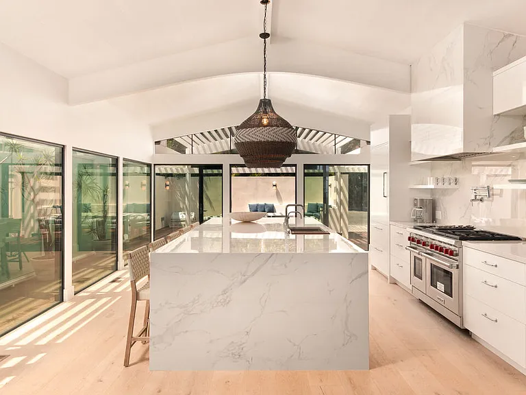 27044 Malibu Cove Colony Dr — Photo 15