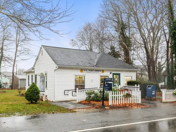 (undisclosed Address), East Falmouth, MA 02536